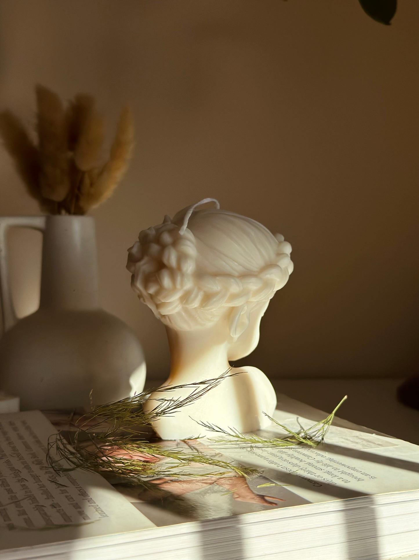 Sleeping beauty candle